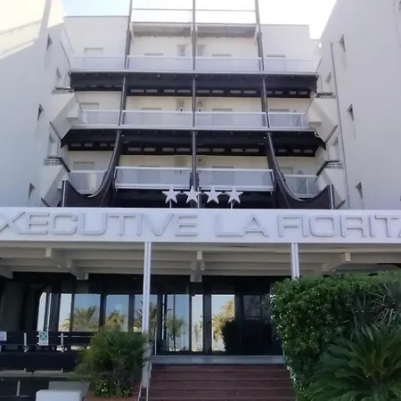 מלון Executive La Fiorita 4*