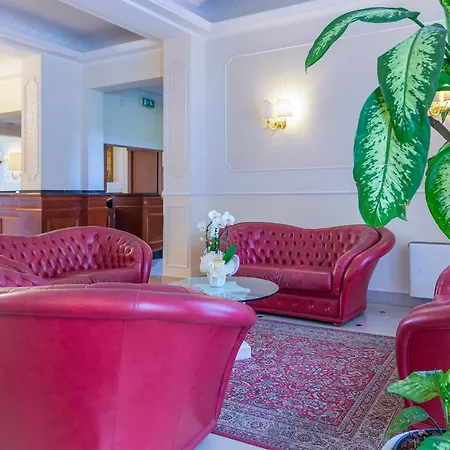 Executive La Fiorita מלון 4*