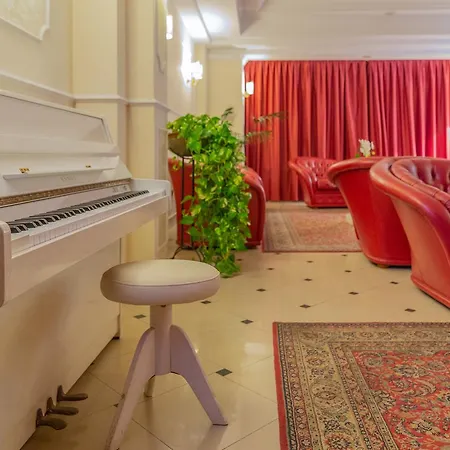 Executive La Fiorita Hotel