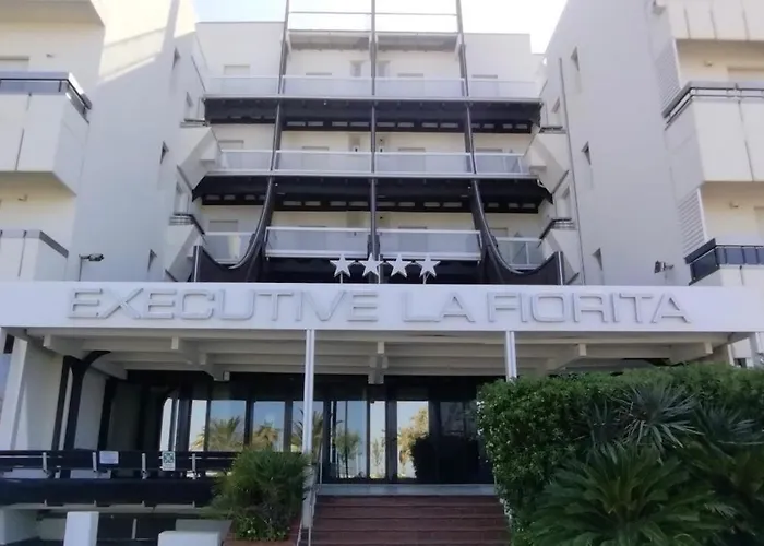 호텔 Executive La Fiorita 4*
