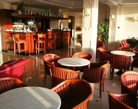Executive La Fiorita Hotel 4*