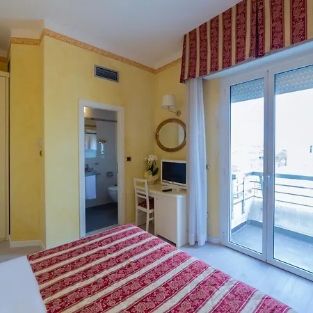 Отель Executive La Fiorita