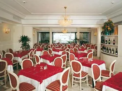 Executive La Fiorita מלון